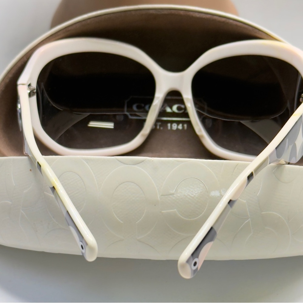 Coach White Oversize Arabella 58025 Sunglasses - Picture 9 of 15